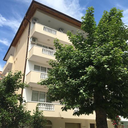 Borko Guest House Primorsko Exterior foto