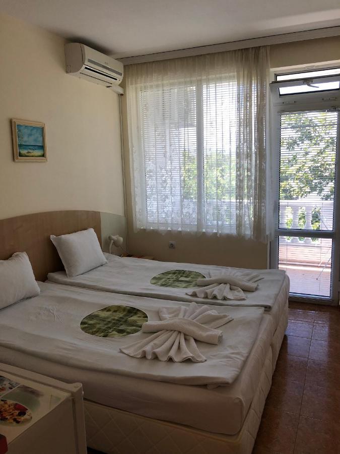 Borko Guest House Primorsko Exterior foto